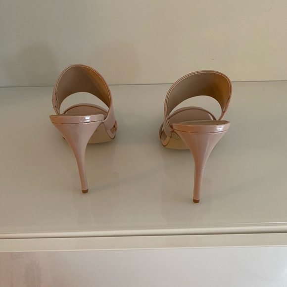 Aldo Patent Leather Heels. Size 10 - Picture 3 of 3